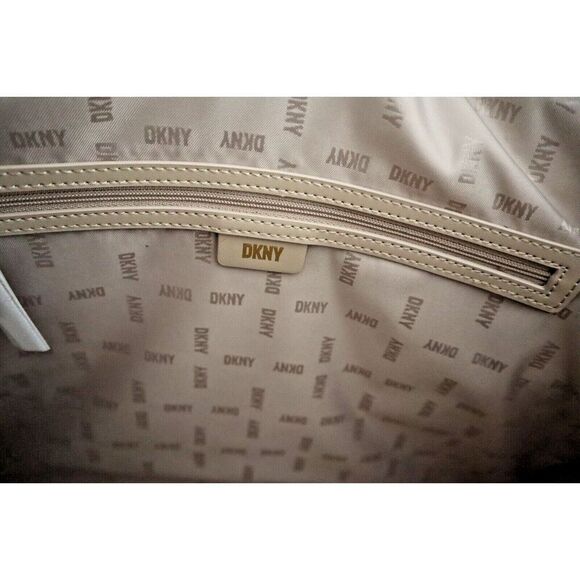 DKNY R23AFW37 Women's Brown/Tan Carlita Tote Bag w/Shoulder/Crossbody Strap - Picture 6 of 11